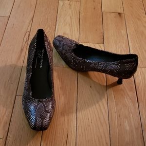 Donald J. Pliner Heels NEW